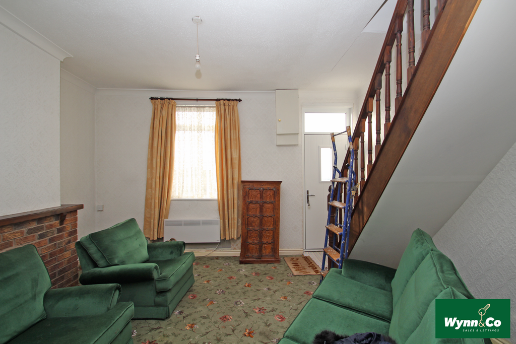 Property photo 3 of 14 Living Room