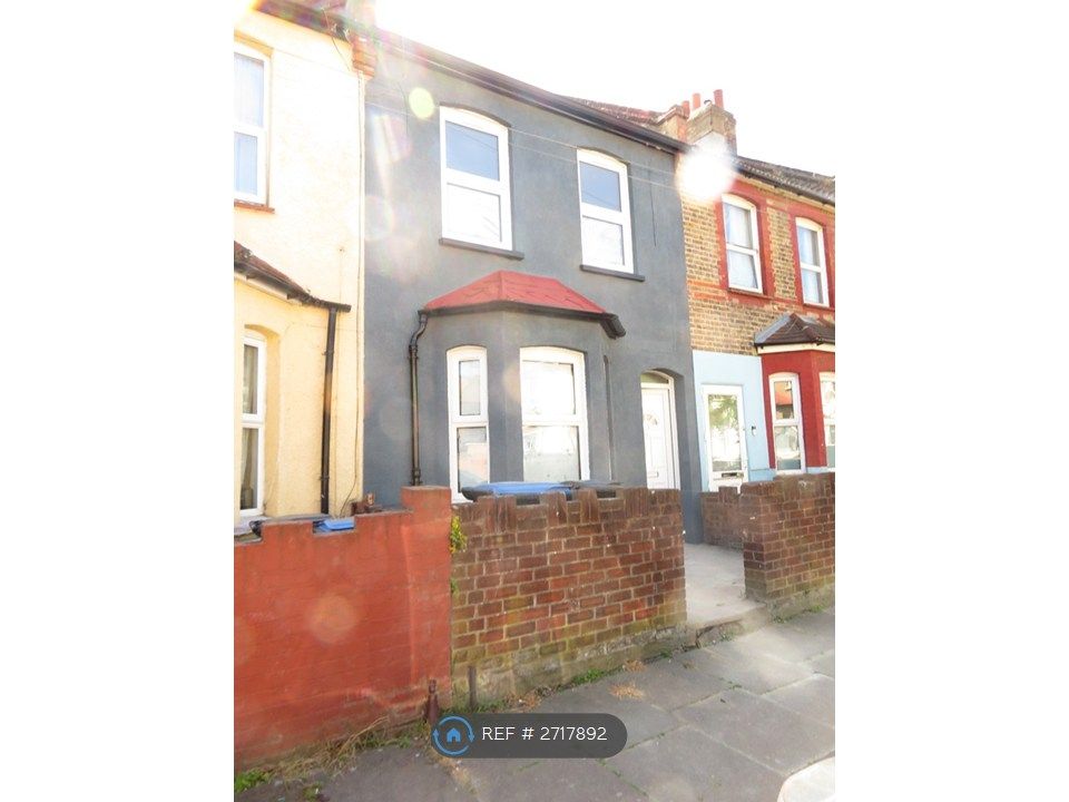 Property photo 3 of 26