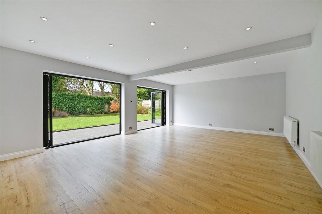 Property photo 2 of 15 Picture No. 01