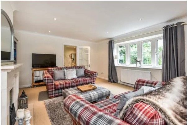 Property photo 2 of 13