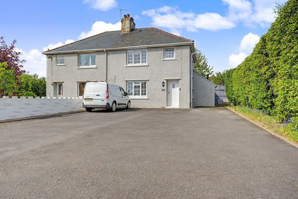 Property photo 1 of 37