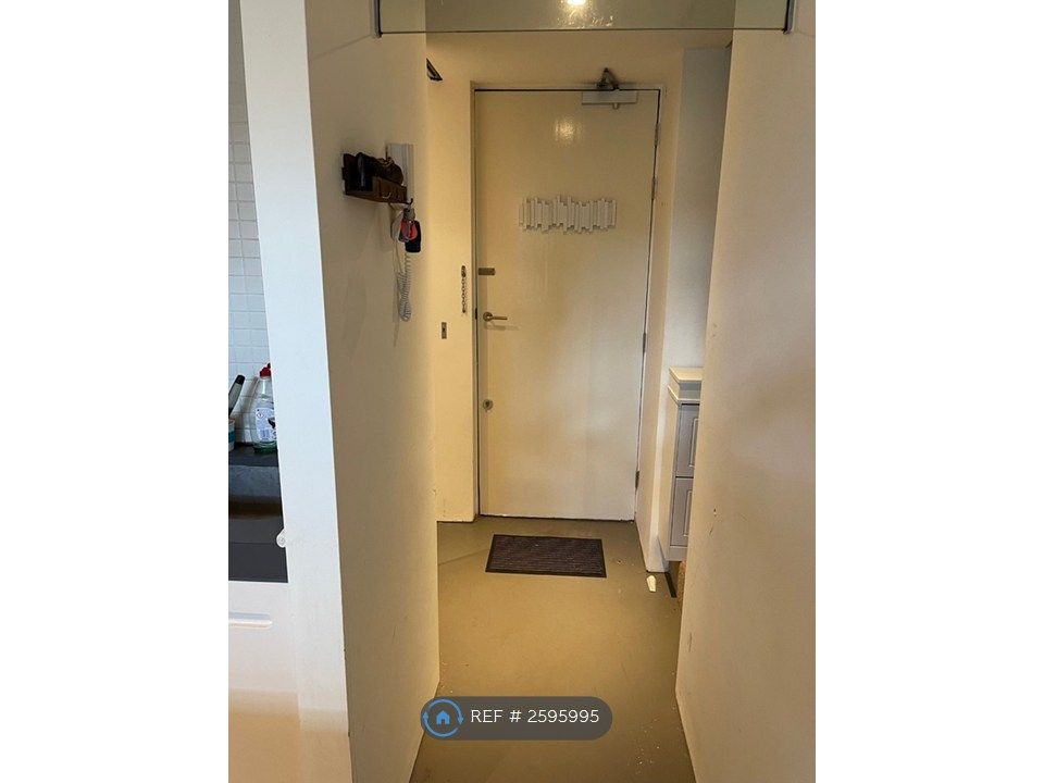 Property photo 3 of 19 Main Entrance