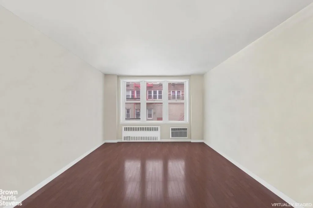 Property photo 1 of 4