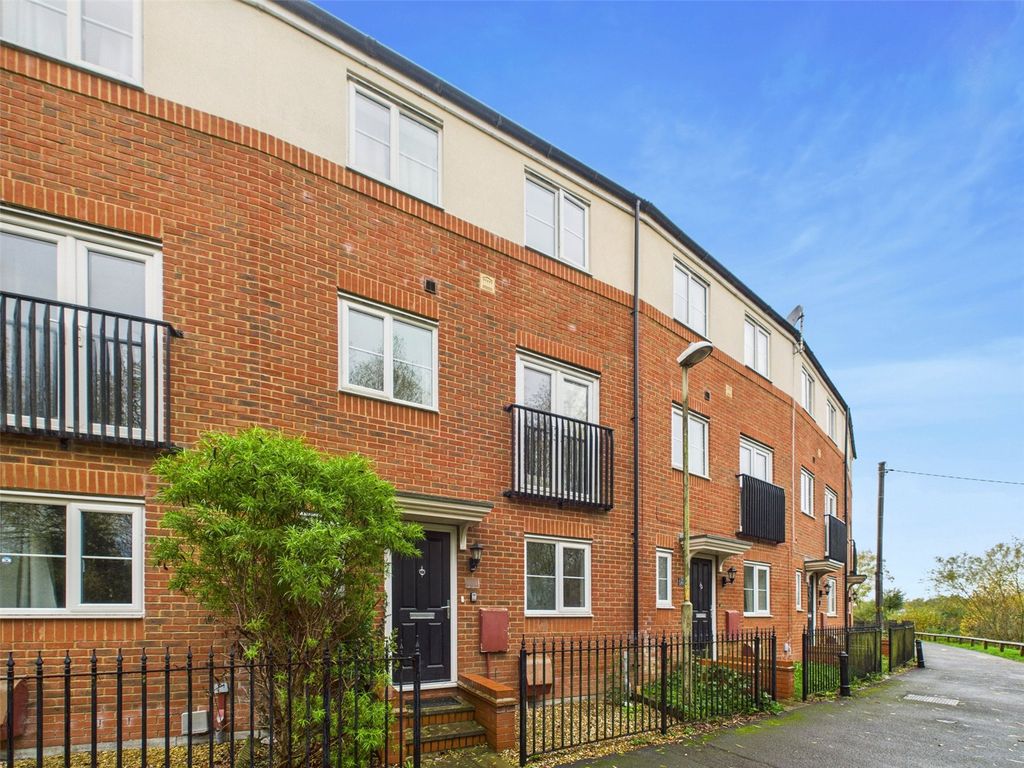 Property photo 1 of 18 Picture No. 22