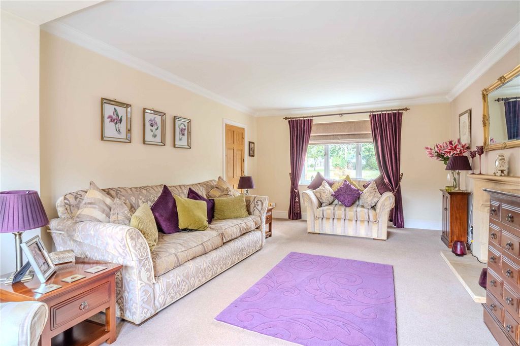 Property photo 3 of 17 Picture No. 04