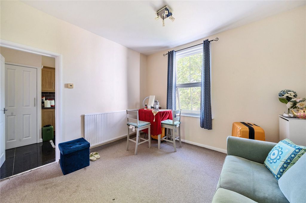 Property photo 3 of 7 Picture No. 07