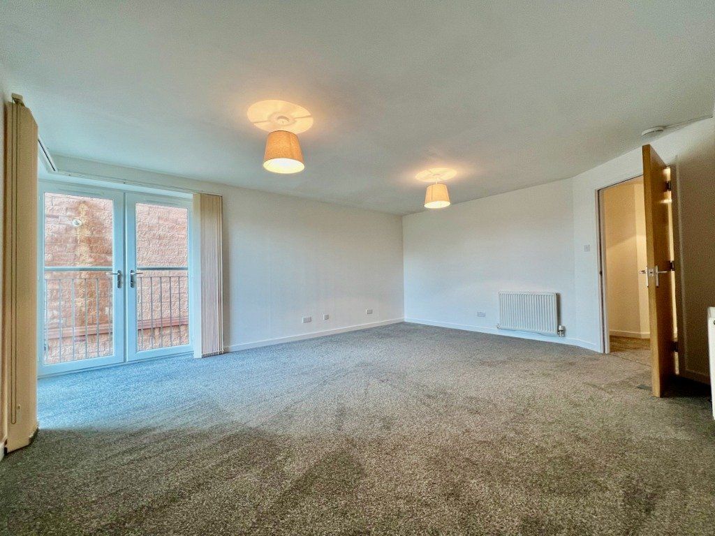 Property photo 1 of 20 Picture No. 02