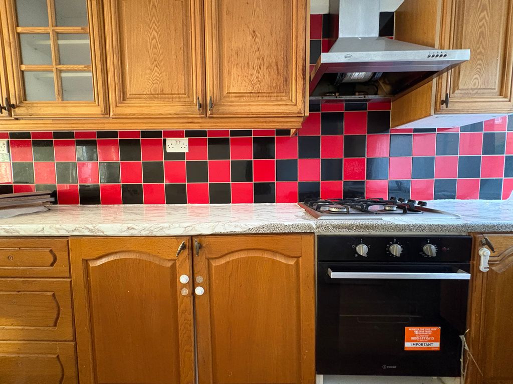 Property photo 3 of 11 Bedroom