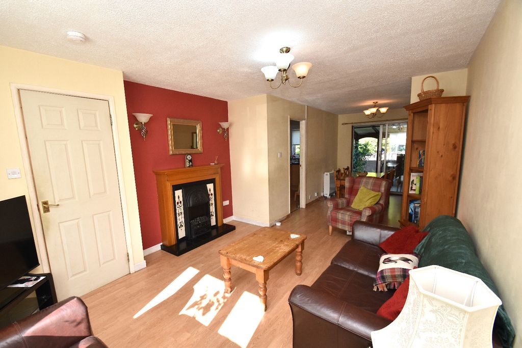 Property photo 3 of 20 5194253