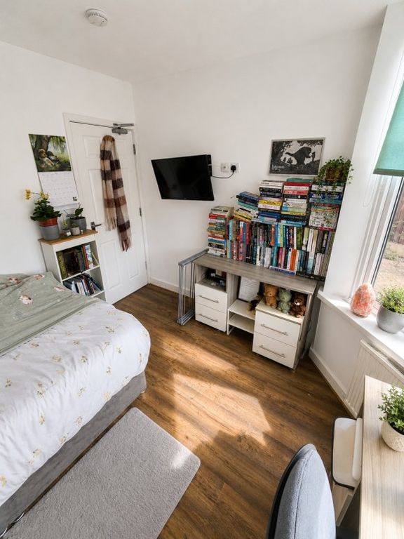 Property photo 3 of 13 9738076.Png