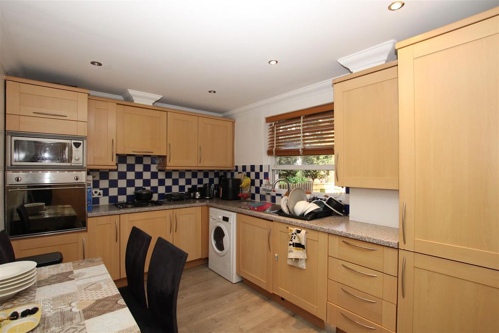 Property photo 3 of 15 Img_6107.Jpg