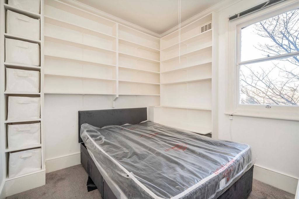 Property photo 2 of 3