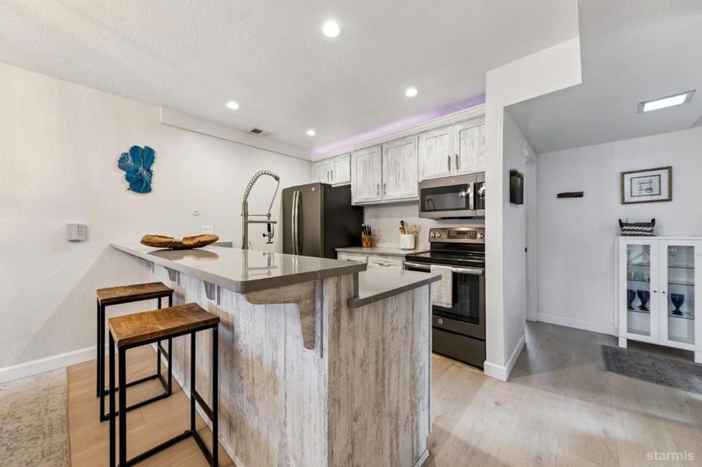 Property photo 3 of 30 <Alttext/>