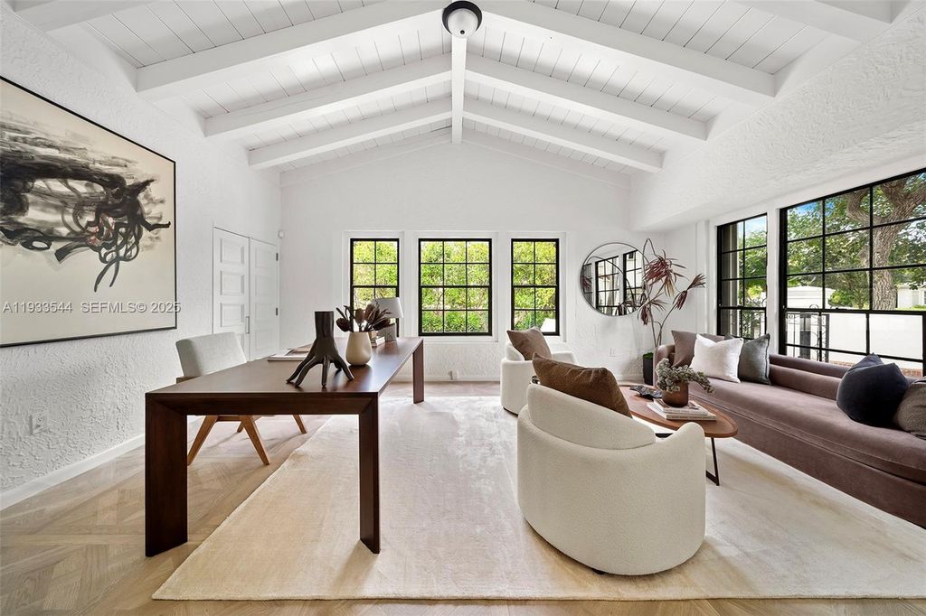 Property photo 2 of 50 <Alttext/>