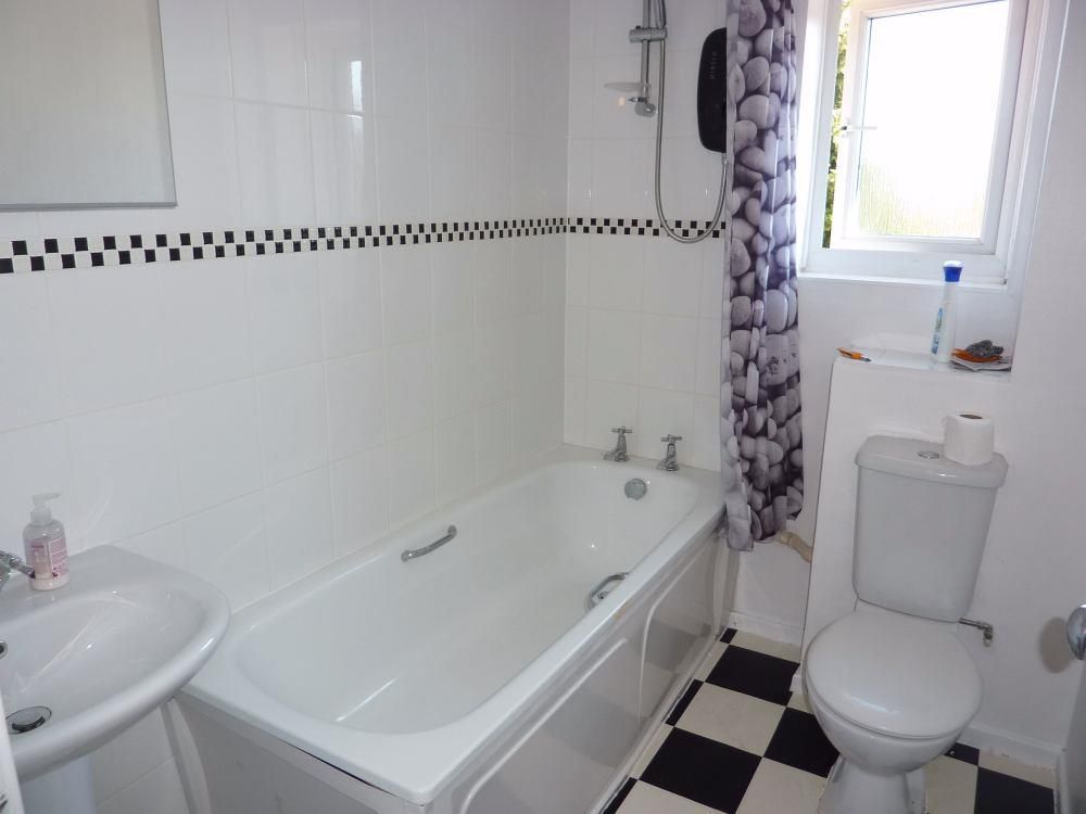 Property photo 3 of 5 Bathroom