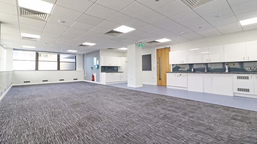 Property photo 1 of 12 Photo 23