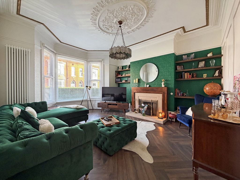 Property photo 2 of 50