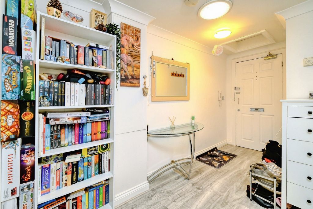 Property photo 2 of 13 Pbox-Img.Jpg