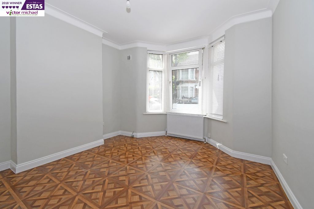 Property photo 1 of 6 2653381
