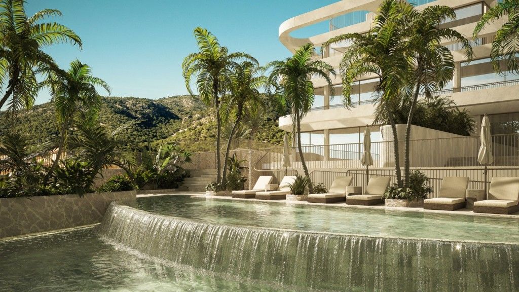 Property photo 1 of 20 Pool_8