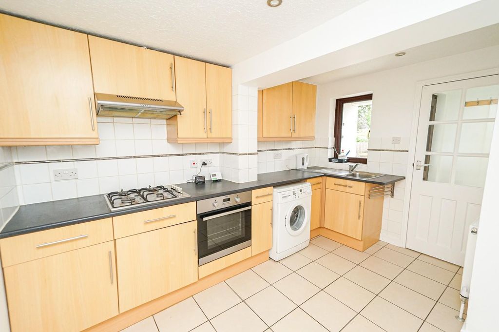 Property photo 3 of 15