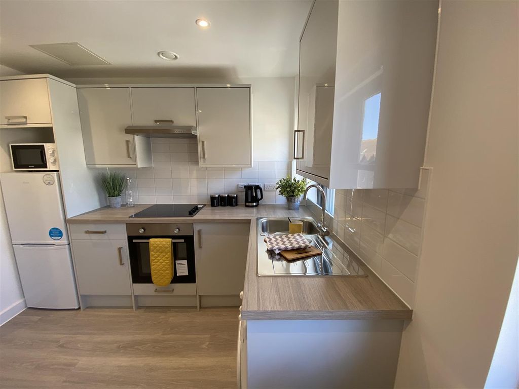 Property photo 3 of 36 Img_1144.Jpg