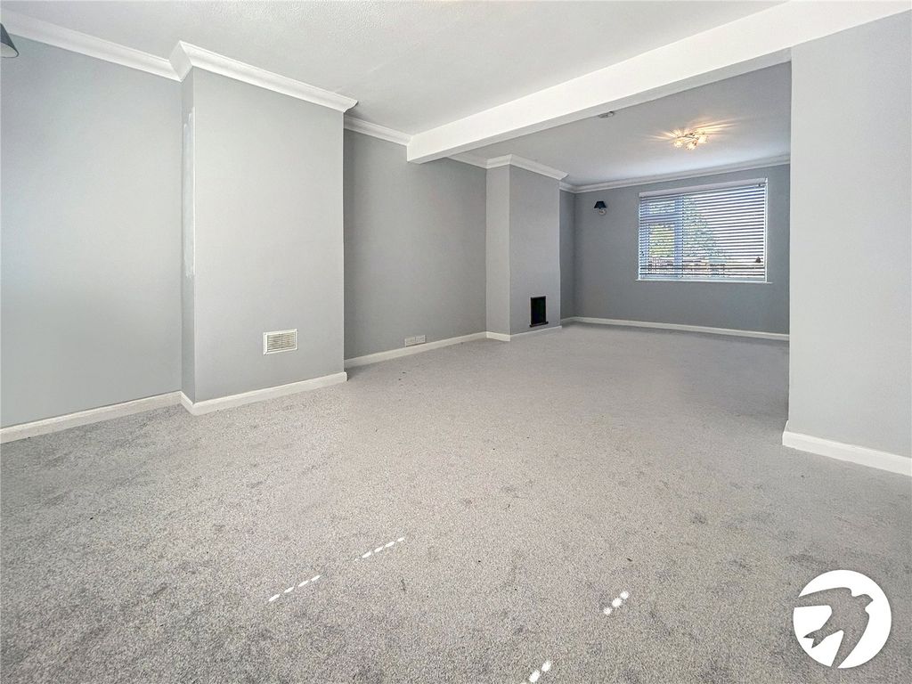 Property photo 2 of 9 Picture No. 03