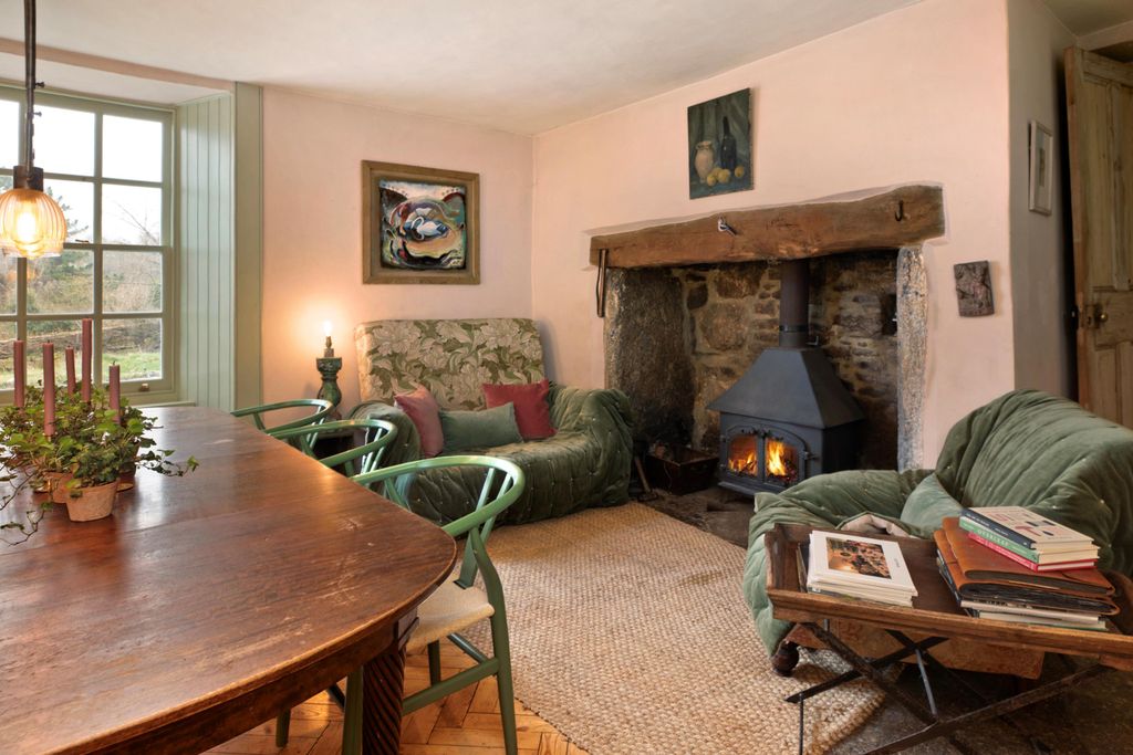 Property photo 2 of 45 Image