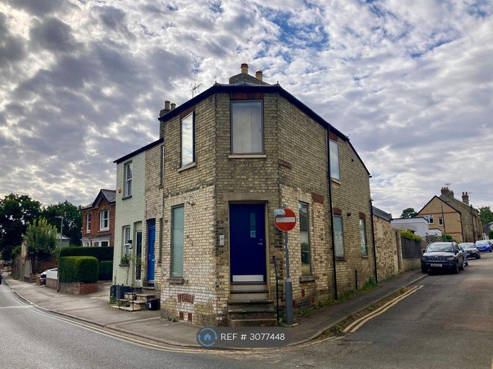 Property photo 1 of 12