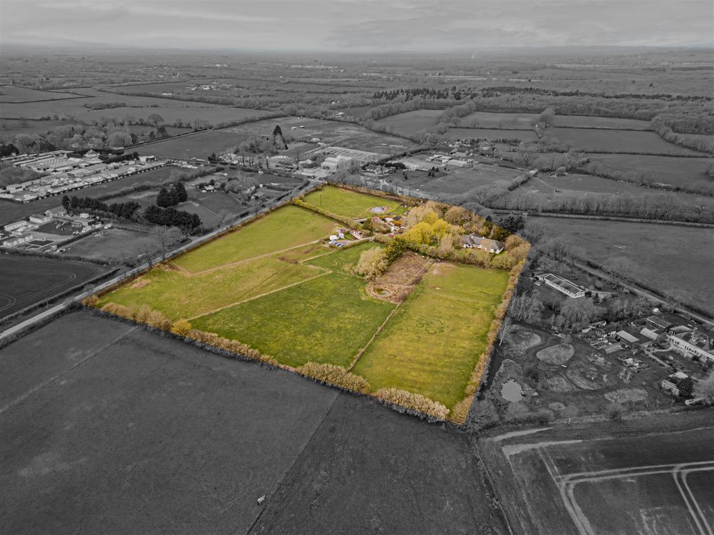 Property photo 2 of 23 L J Imaging-75.Jpg