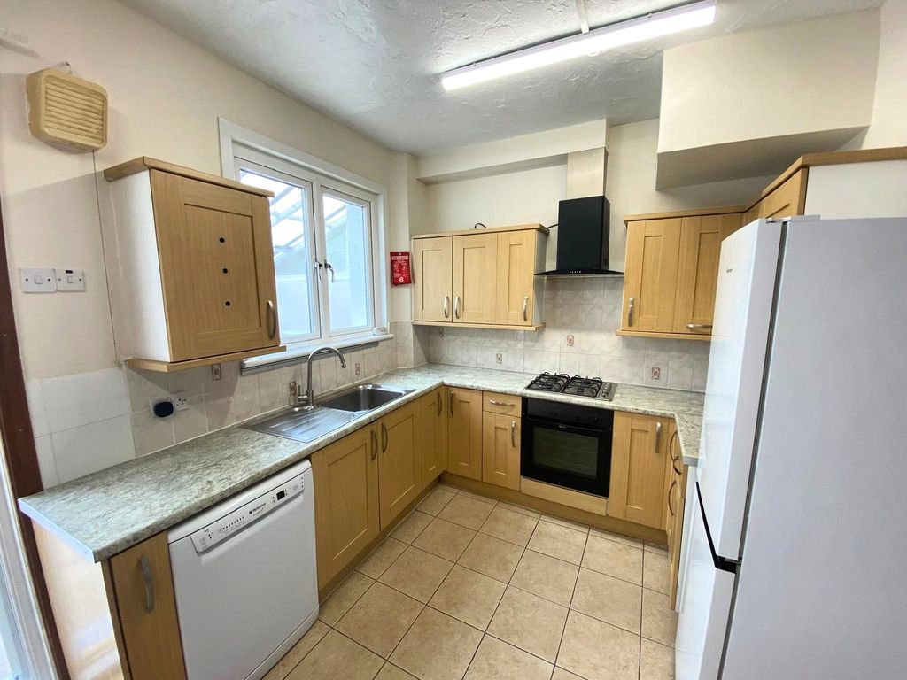 Property photo 3 of 9 Picture No. 10