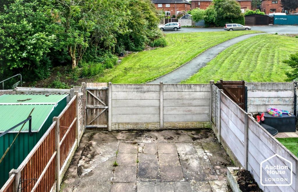 Property photo 3 of 22