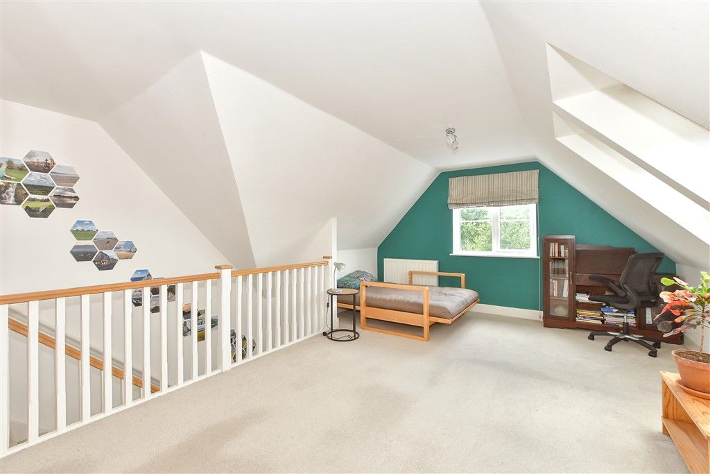 Property photo 1 of 13 Bedroom 1