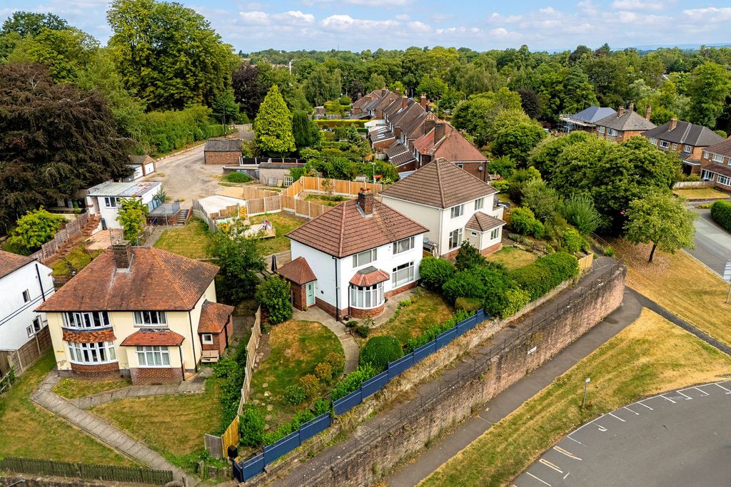 Property photo 1 of 54