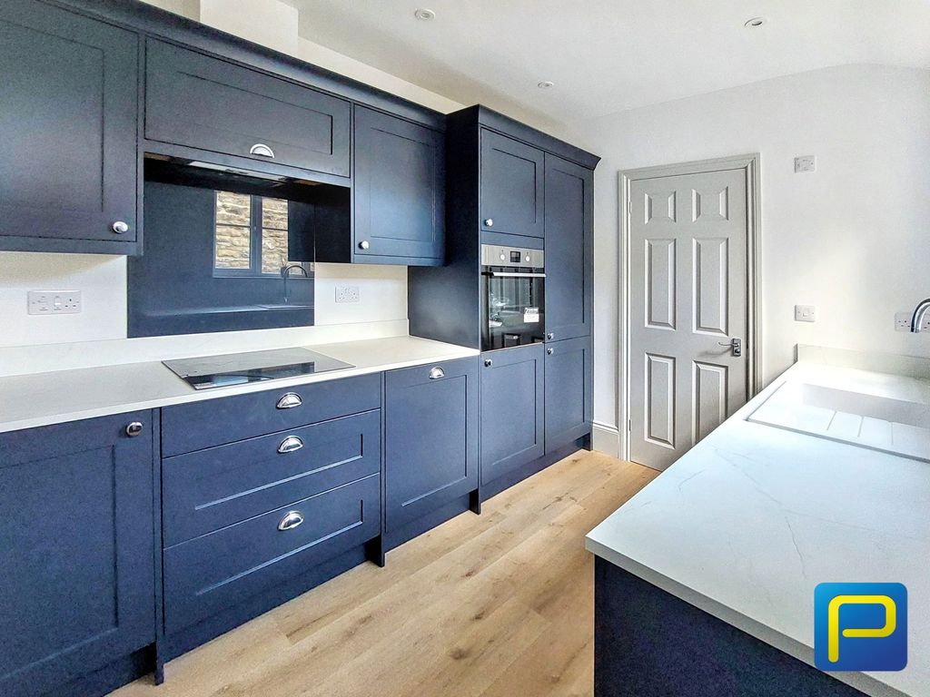 Property photo 3 of 26