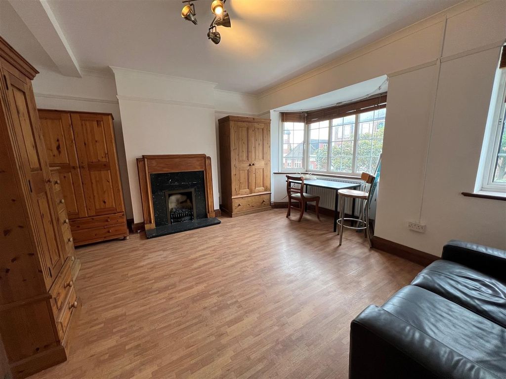 Property photo 3 of 6 1.Jpg