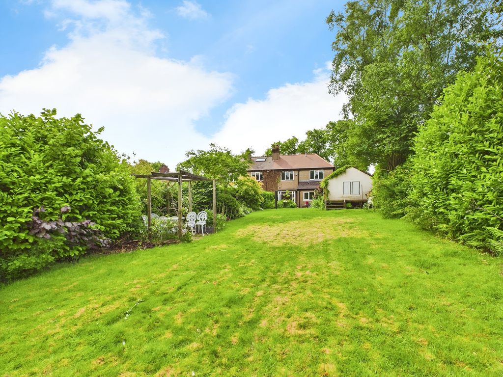 Property photo 2 of 43