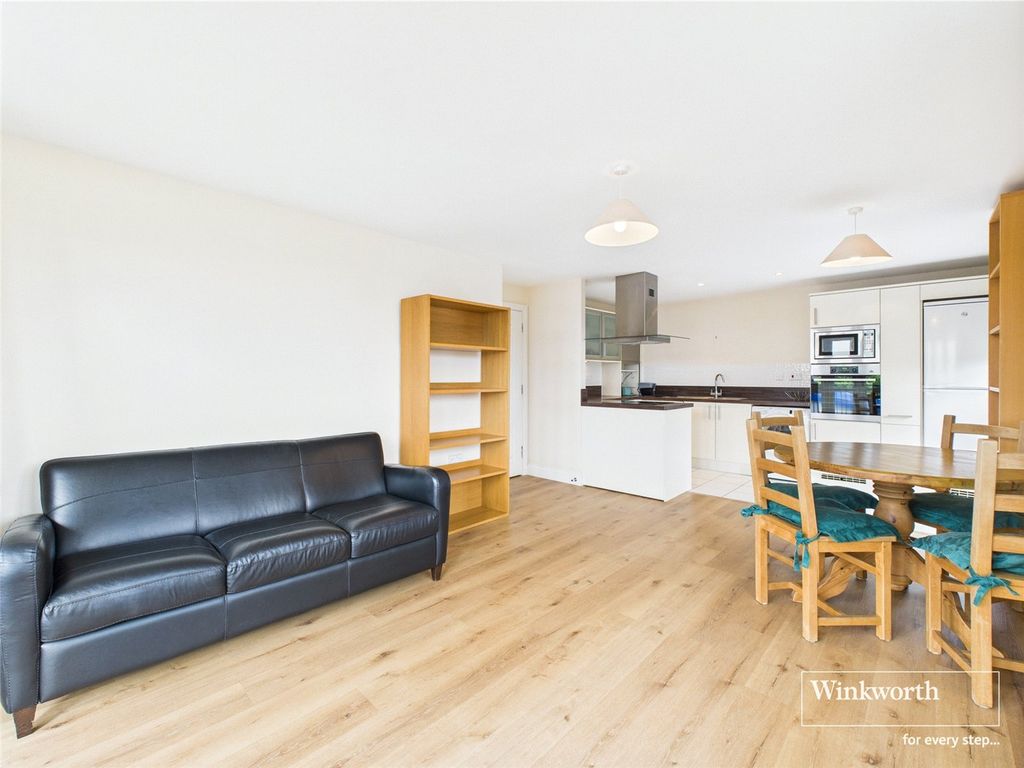 Property photo 3 of 11 Picture No. 43