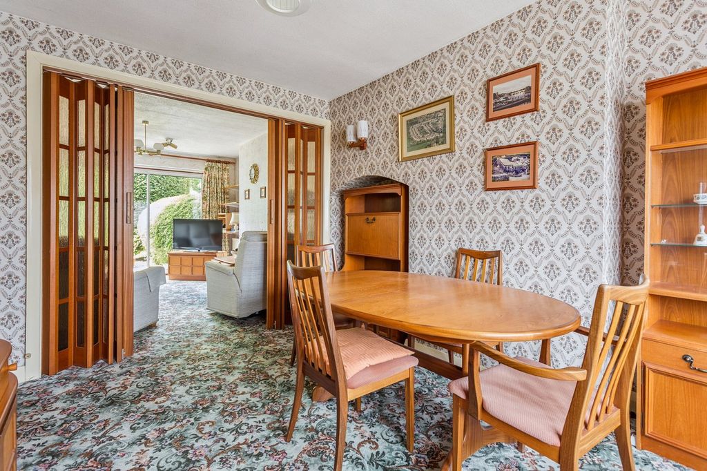 Property photo 3 of 19