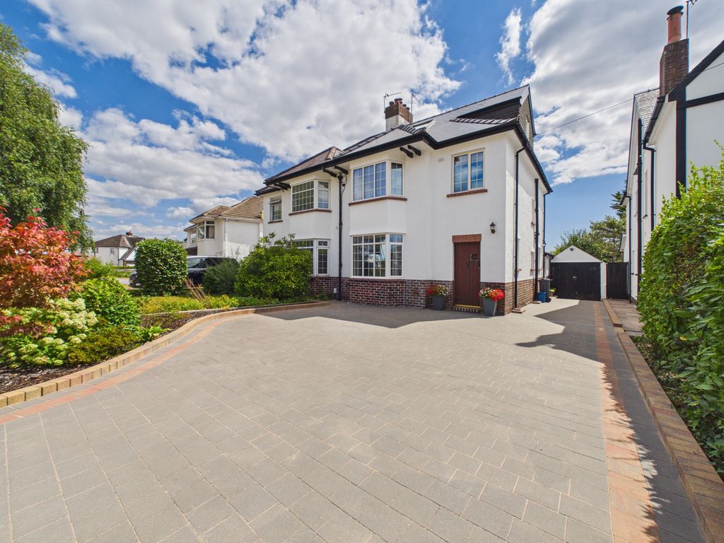 Property photo 1 of 40