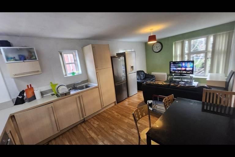 Property photo 1 of 11 Photo 1