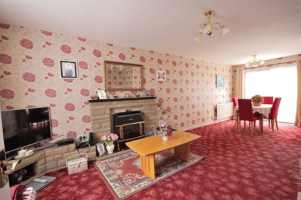 Property photo 2 of 10 Picture No. 23