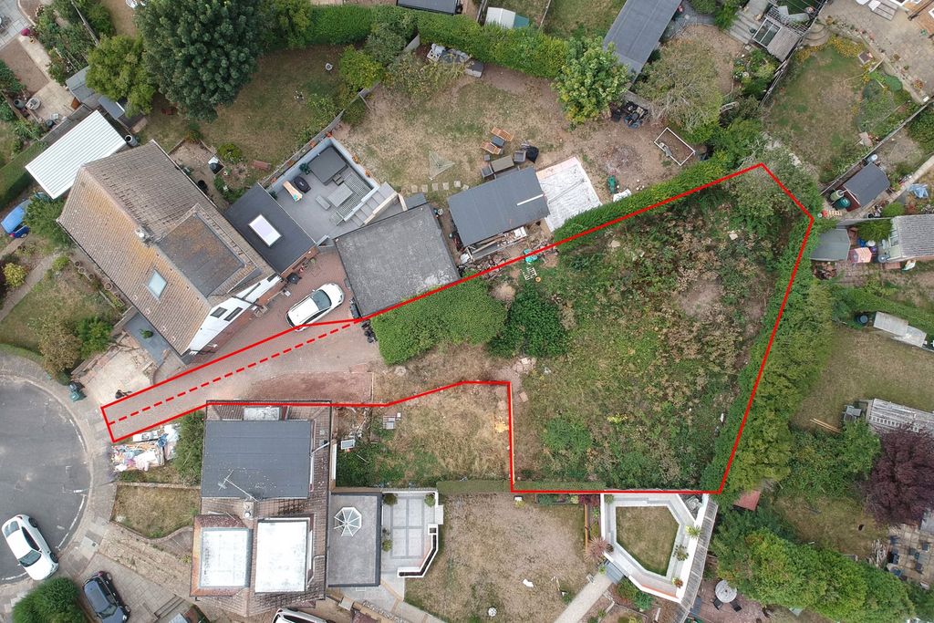 Property photo 1 of 13