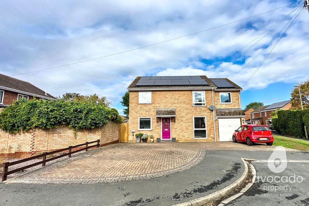 Property photo 1 of 18 4516142