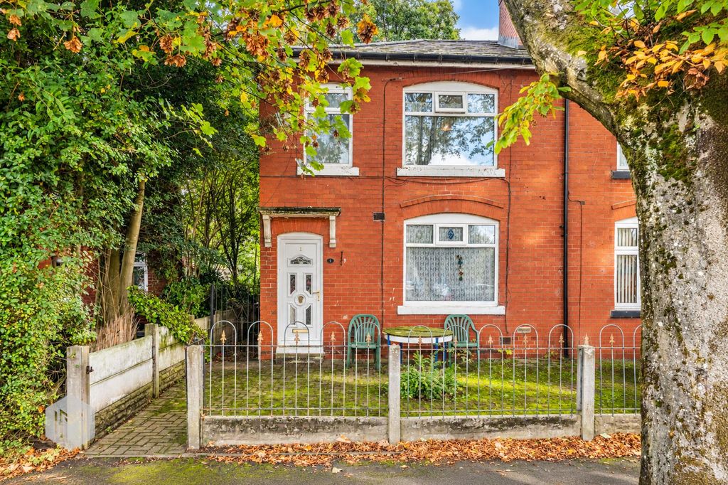 Property photo 1 of 15