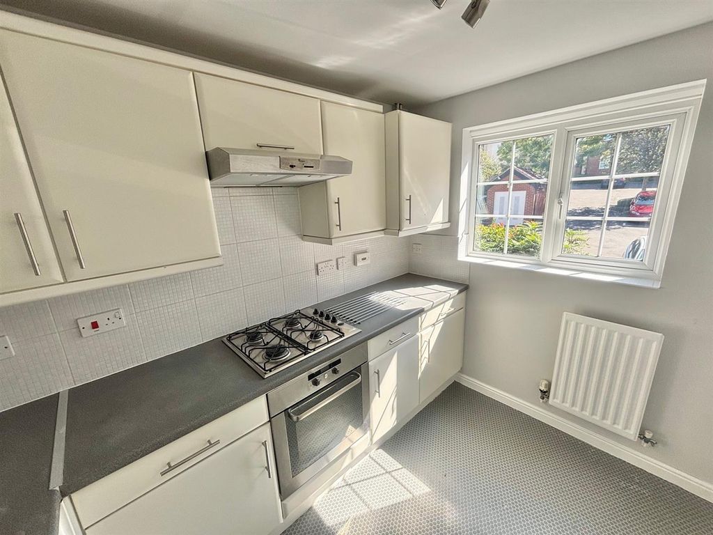 Property photo 2 of 10 7.Jpg