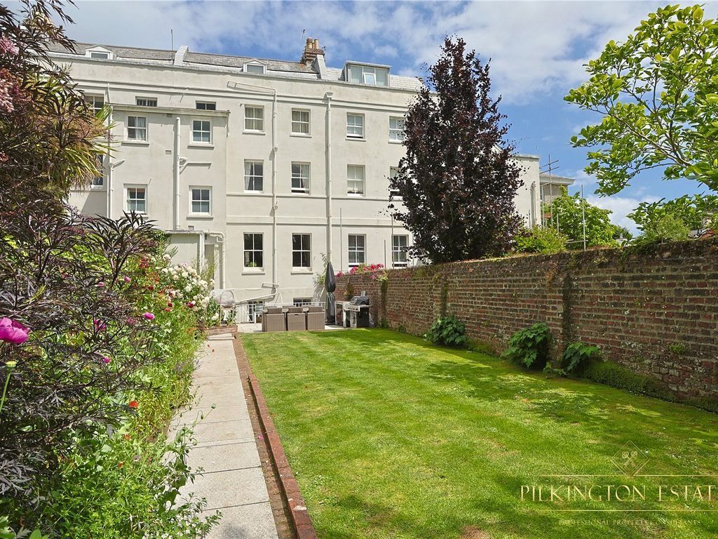 Property photo 1 of 23 4689230
