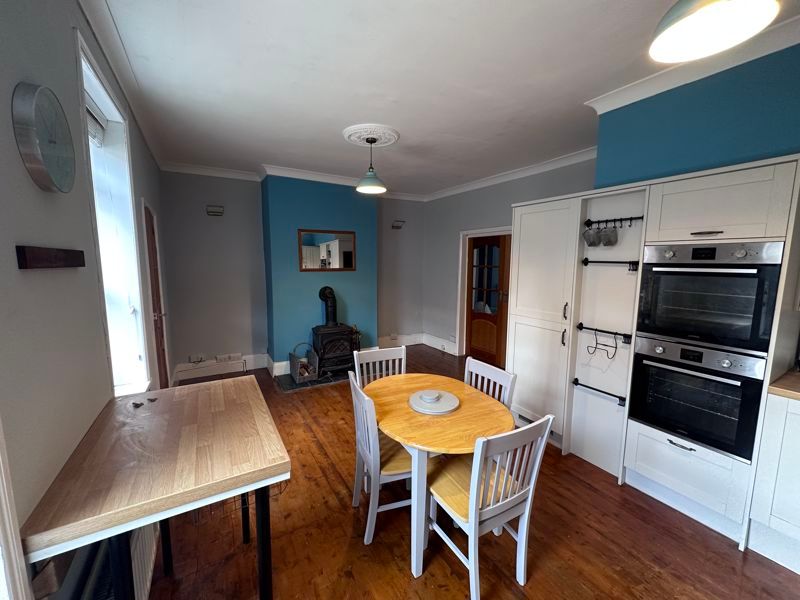 Property photo 2 of 15 Photo 6