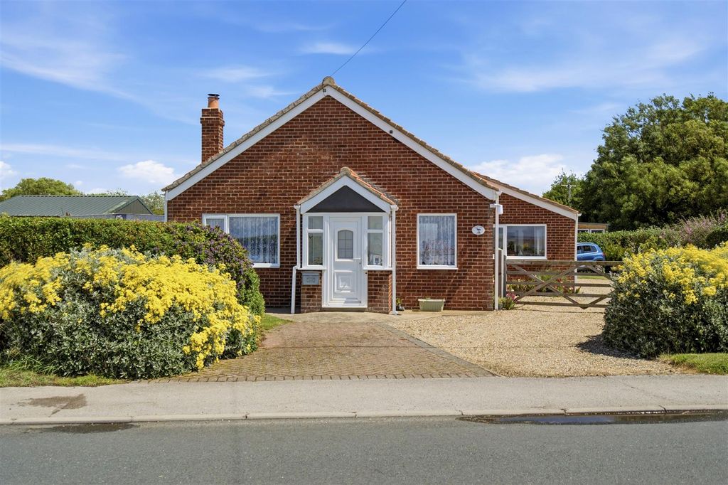 Property photo 1 of 40