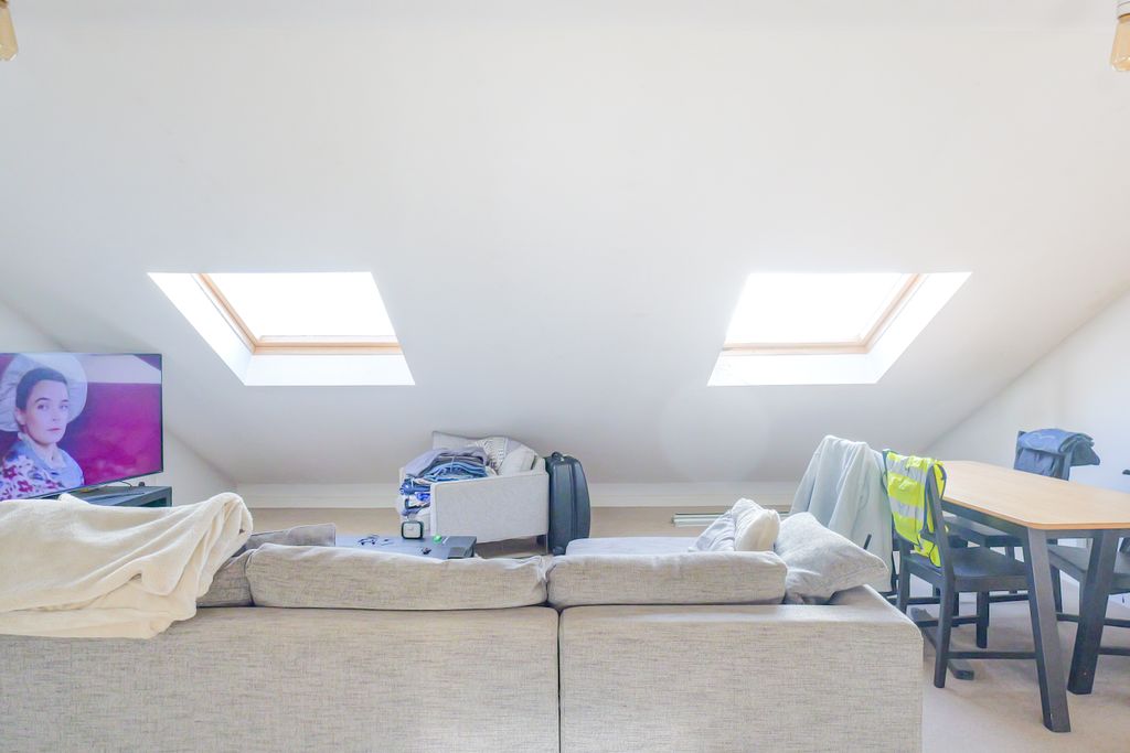 Property photo 2 of 29